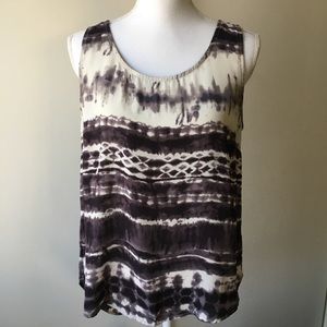 Women's shirt size medium Olive + Oak tie dyed EUC